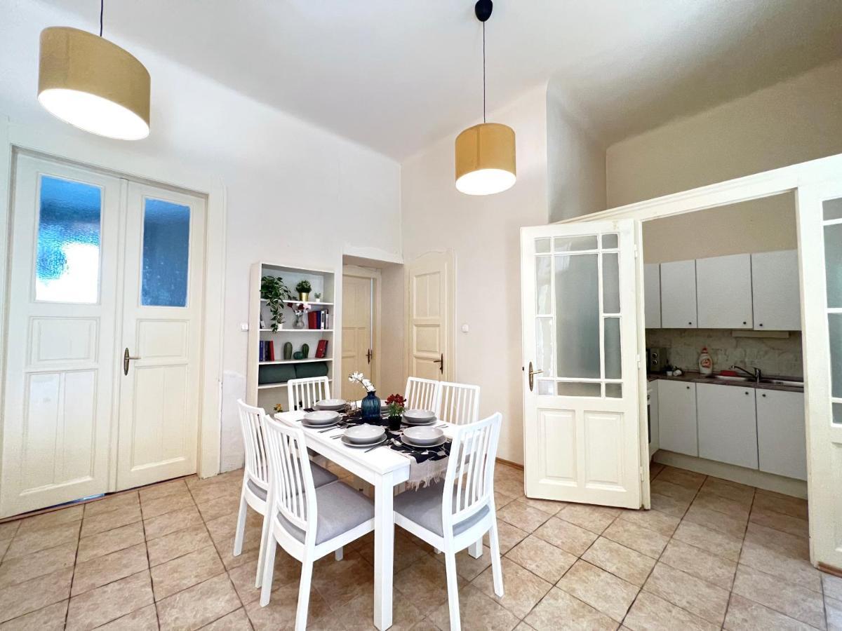 Hogyes Endre Apartment Budapest Eksteriør billede