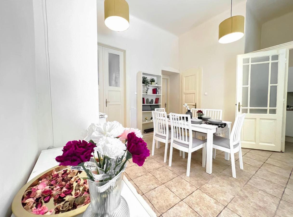 Hogyes Endre Apartment Budapest Eksteriør billede
